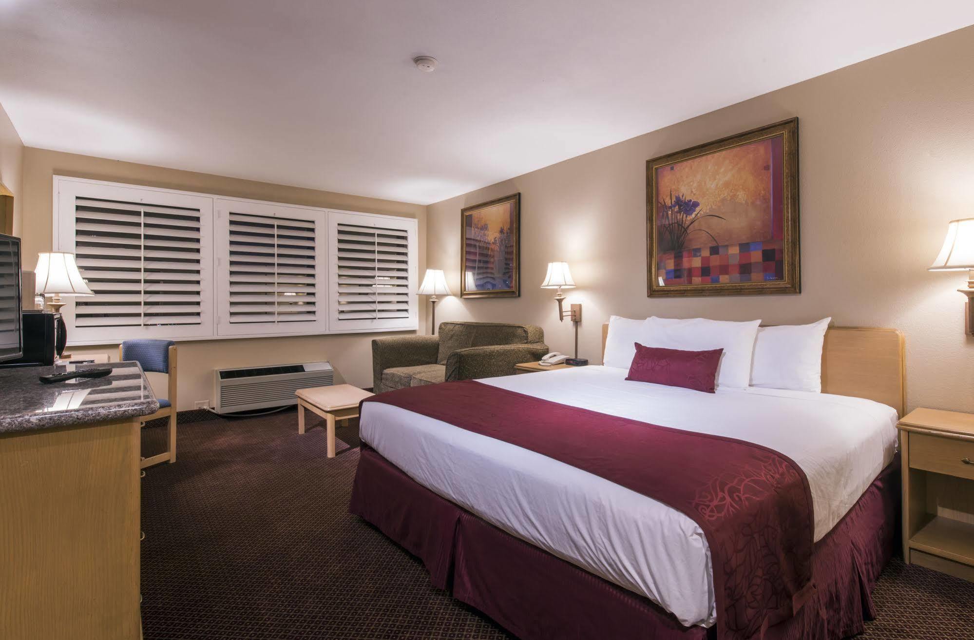 Grand Vista Hotel Simi Valley Εξωτερικό φωτογραφία
